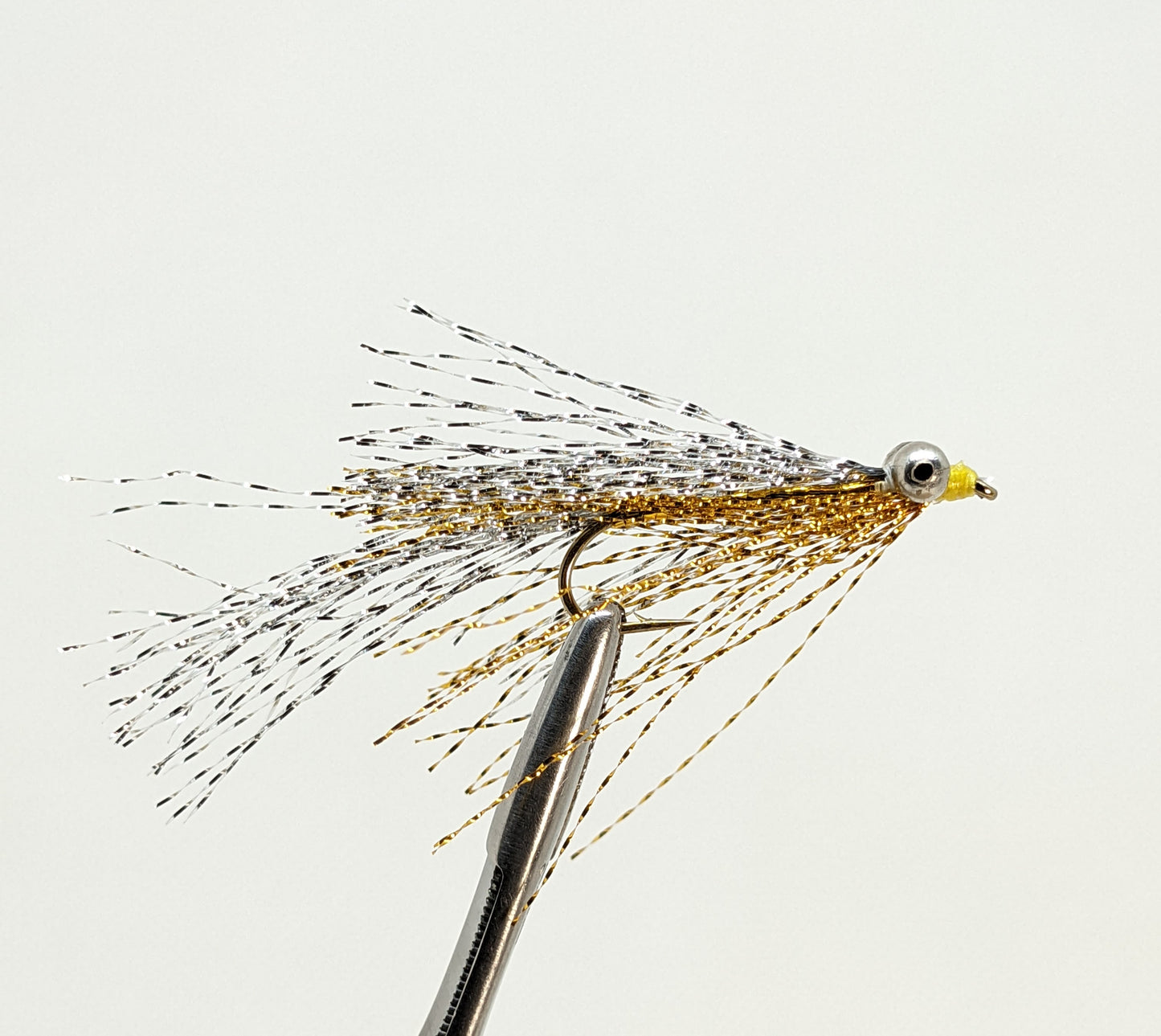 Kreelex Minnow Gold  Fly fishing fly. Dry, subsurface and nymph flies for anglers and fisherman. All the flies you need for sale online. Flies to buy online. Online fly fishing supplies. Catch fish with flies from Frontier Flies.