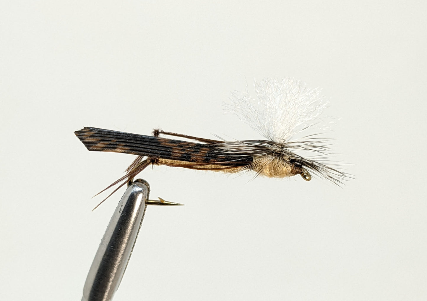 Parachute Hopper Natural  Fly fishing fly. Dry, subsurface and nymph flies for anglers and fisherman. All the flies you need for sale online. Flies to buy online. Online fly fishing supplies. Catch fish with flies from Frontier Flies.